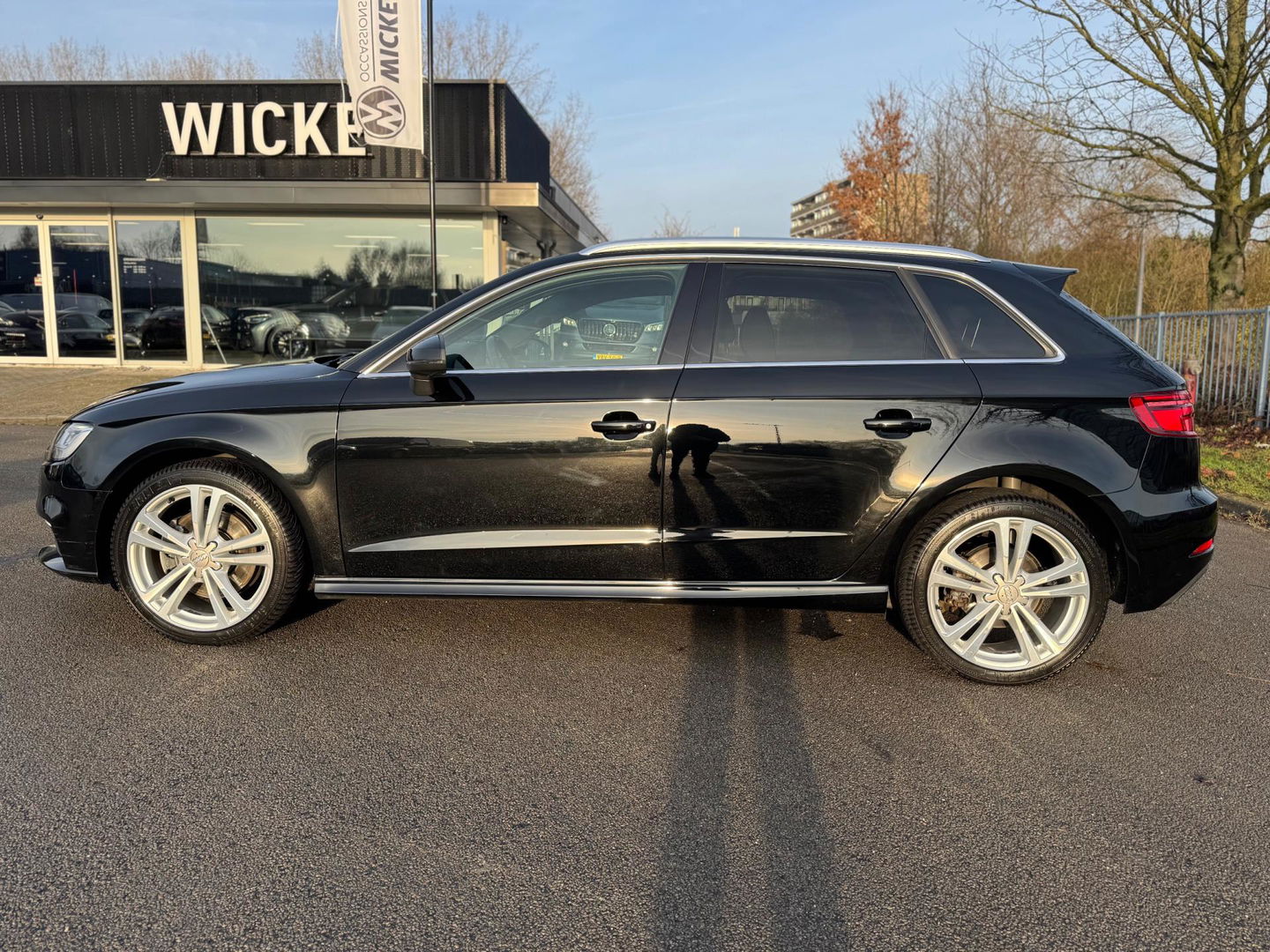 Audi A3 Sportback 40 e-tron S Line Virtual B&O Keyless Led Leder