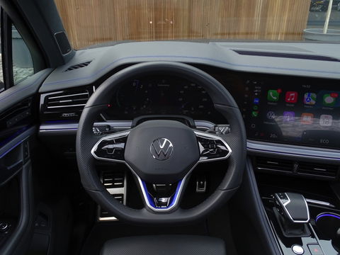 Volkswagen Touareg 3.0 TSi R eHybr 462PK 4M / Highline / 2024 / LED