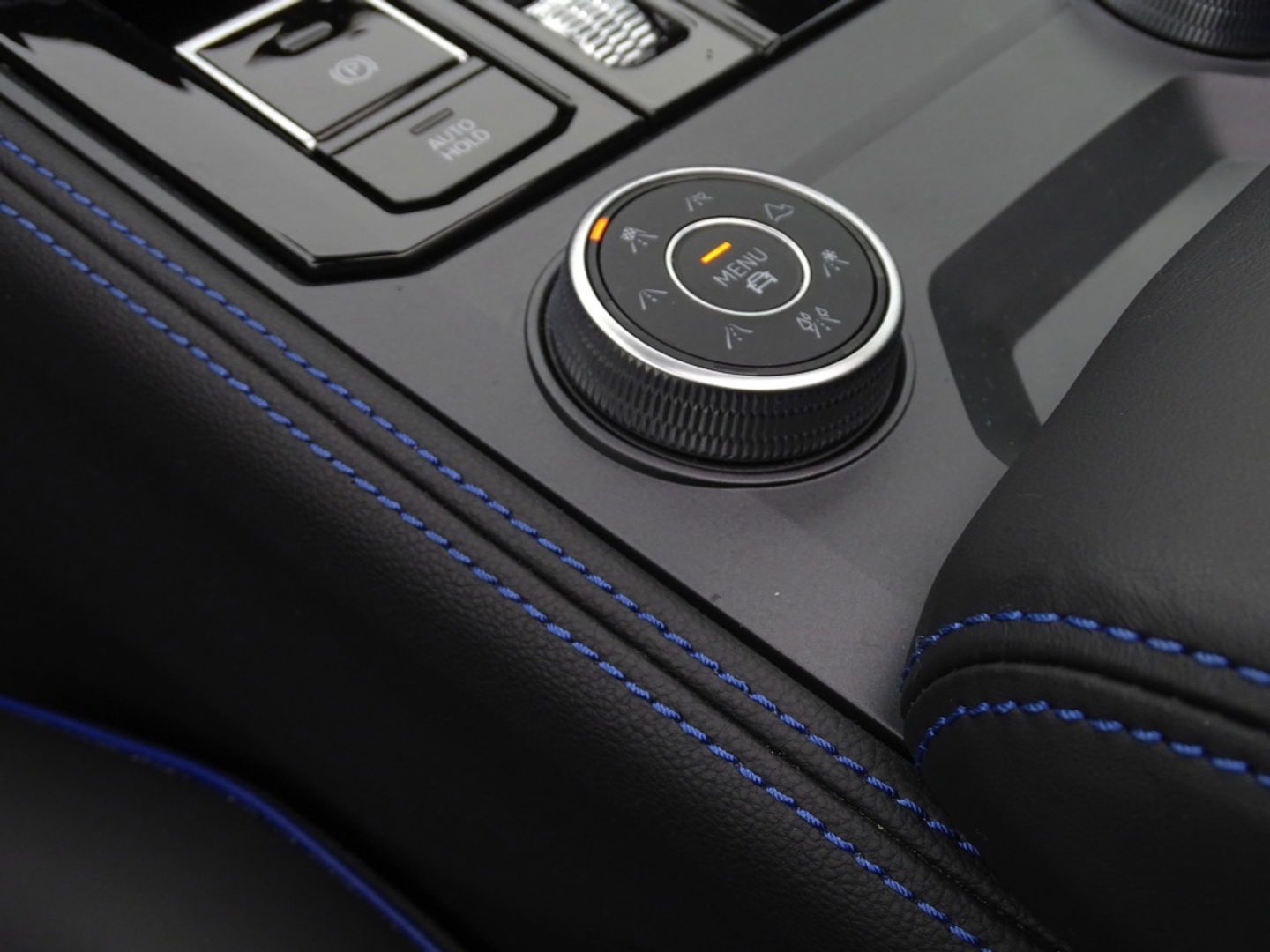 Volkswagen Touareg 3.0 TSi R eHybr 462PK 4M / Highline / 2024 / LED