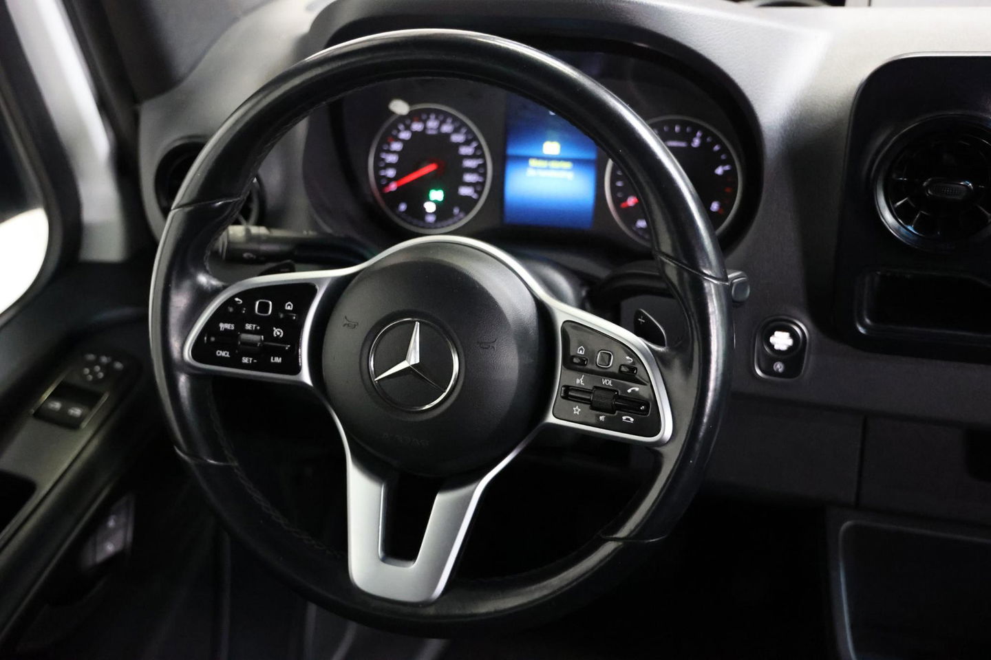 Mercedes-Benz Sprinter 2.2 CDI L2H2 DUBBEL CABINE 6 PERSONEN AUTOMAAT