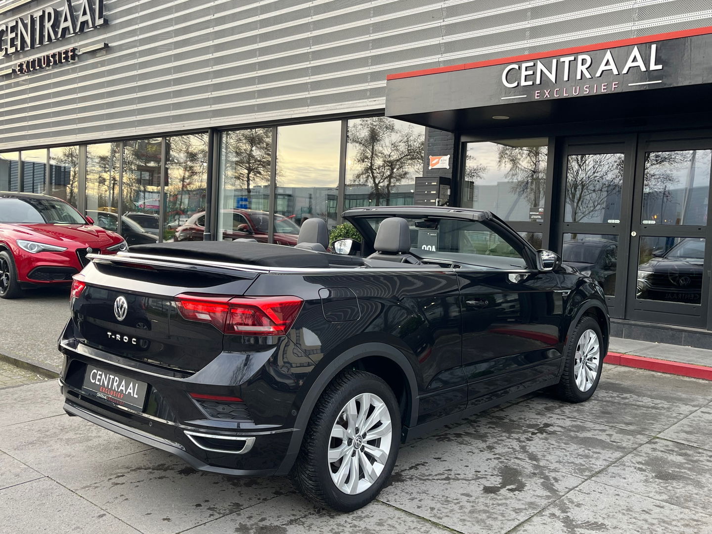 Volkswagen T-Roc Cabrio 1.5 TSI R-Line|Beats|Camera|ACC|Keyless|Carplay|Virtual Cockpit|Stoelverwarming|150PK