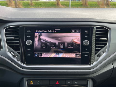 Volkswagen T-Roc Cabrio 1.5 TSI R-Line|Beats|Camera|ACC|Keyless|Carplay|Virtual Cockpit|Stoelverwarming|150PK