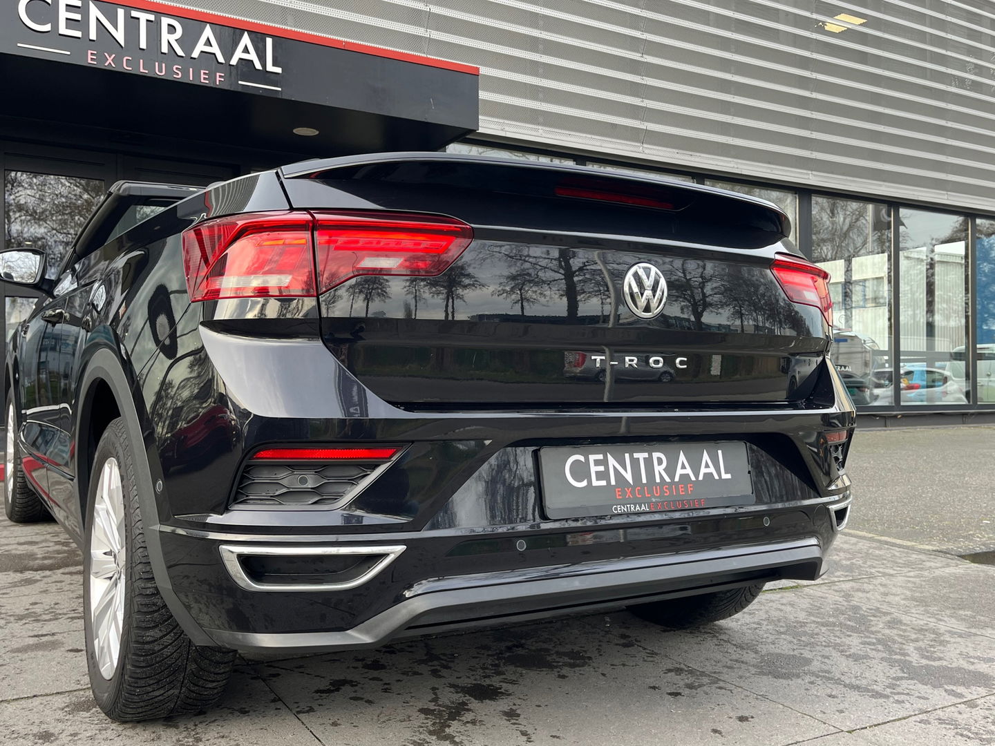 Volkswagen T-Roc Cabrio 1.5 TSI R-Line|Beats|Camera|ACC|Keyless|Carplay|Virtual Cockpit|Stoelverwarming|150PK