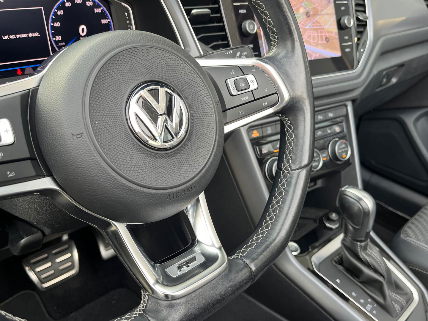 Volkswagen T-Roc Cabrio 1.5 TSI R-Line|Beats|Camera|ACC|Keyless|Carplay|Virtual Cockpit|Stoelverwarming|150PK