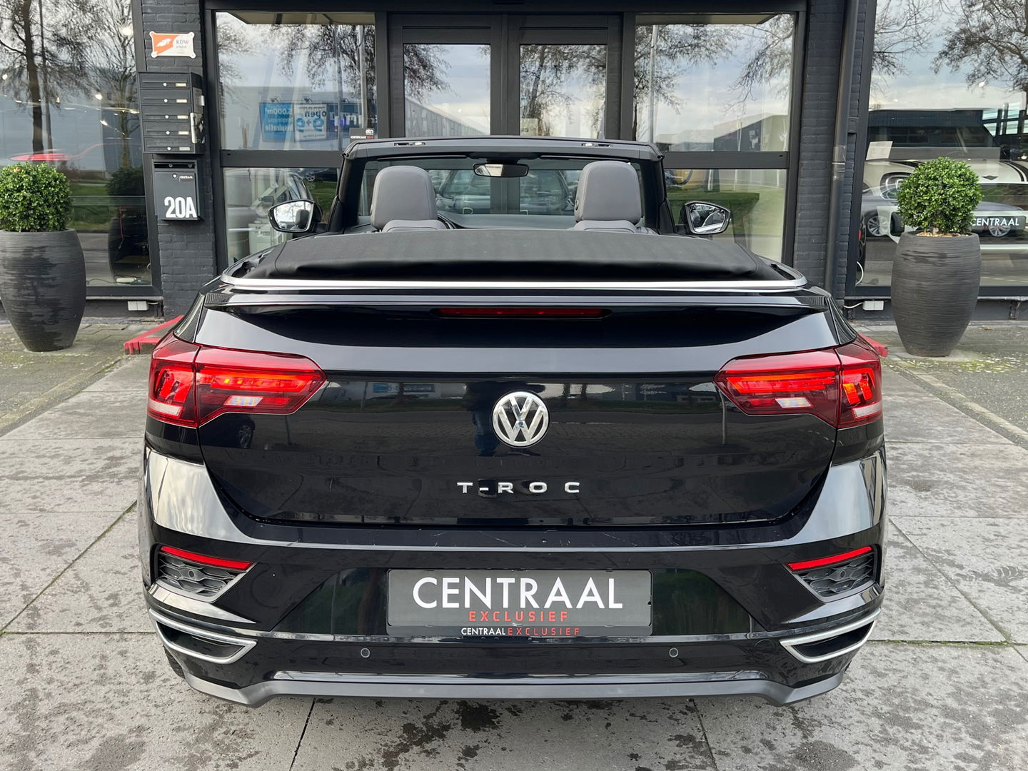 Volkswagen T-Roc Cabrio 1.5 TSI R-Line|Beats|Camera|ACC|Keyless|Carplay|Virtual Cockpit|Stoelverwarming|150PK