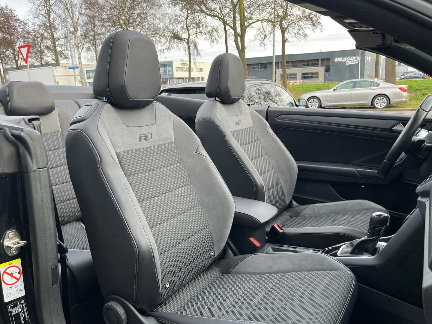 Volkswagen T-Roc Cabrio 1.5 TSI R-Line|Beats|Camera|ACC|Keyless|Carplay|Virtual Cockpit|Stoelverwarming|150PK