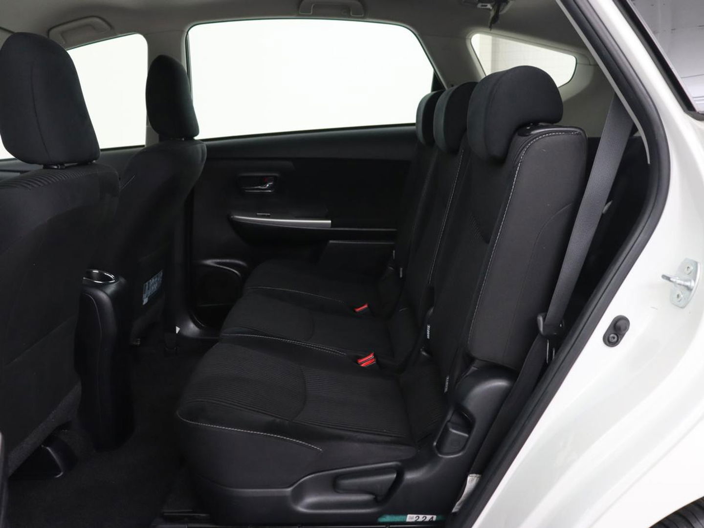 Toyota Prius+ 1.8 Active | 7-persoons | Cruise Control | Navigatie | Climate Control | Stoelverwarming | DAB