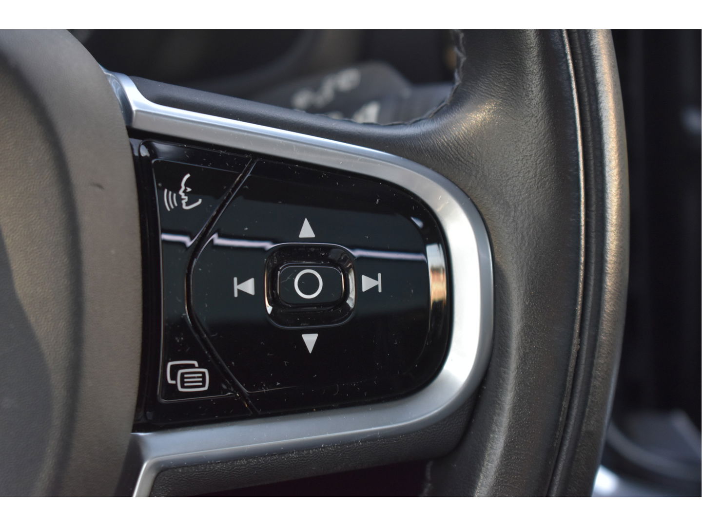 Volvo V60 2.0 T6 Recharge AWD 340 PK Climate Pack | Pano.dak | Standkachel | Keyless | Camera | Stuurverwarming | Carplay | Full LED | Historie