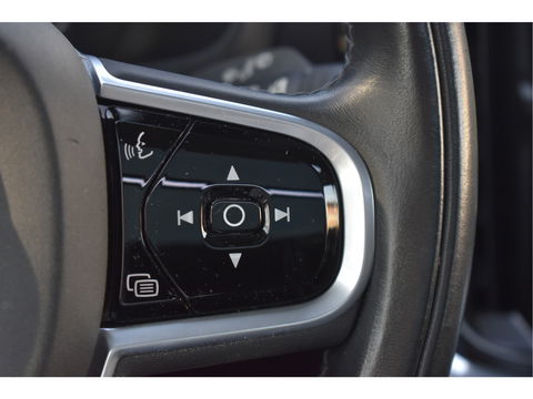 Volvo V60 2.0 T6 Recharge AWD 340 PK Climate Pack | Pano.dak | Standkachel | Keyless | Camera | Stuurverwarming | Carplay | Full LED | Historie