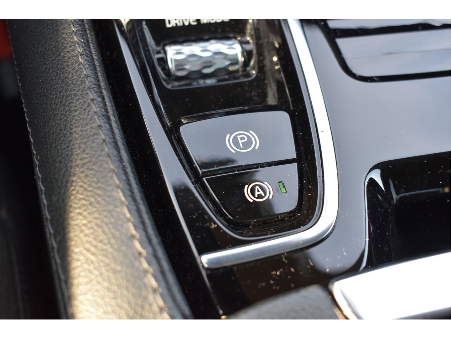 Volvo V60 2.0 T6 Recharge AWD 340 PK Climate Pack | Pano.dak | Standkachel | Keyless | Camera | Stuurverwarming | Carplay | Full LED | Historie