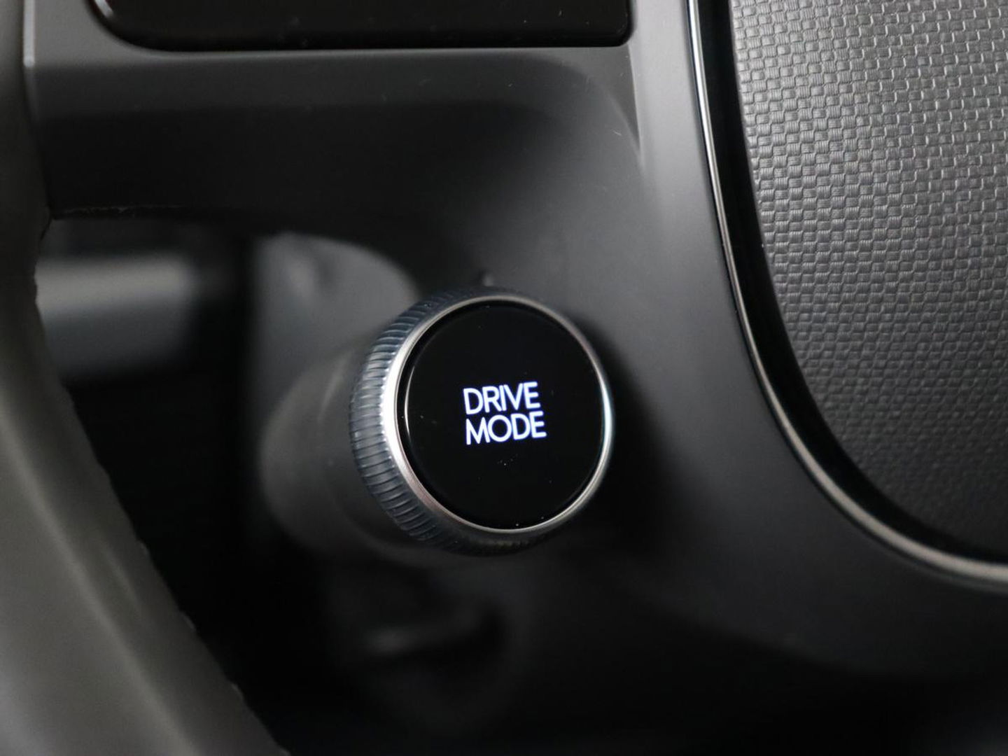 Hyundai IONIQ 5 Lounge 73kWh | Leder | Head-Up | Warmtepomp | 360 Camera | Stoel & Stuurverwarming | Carplay