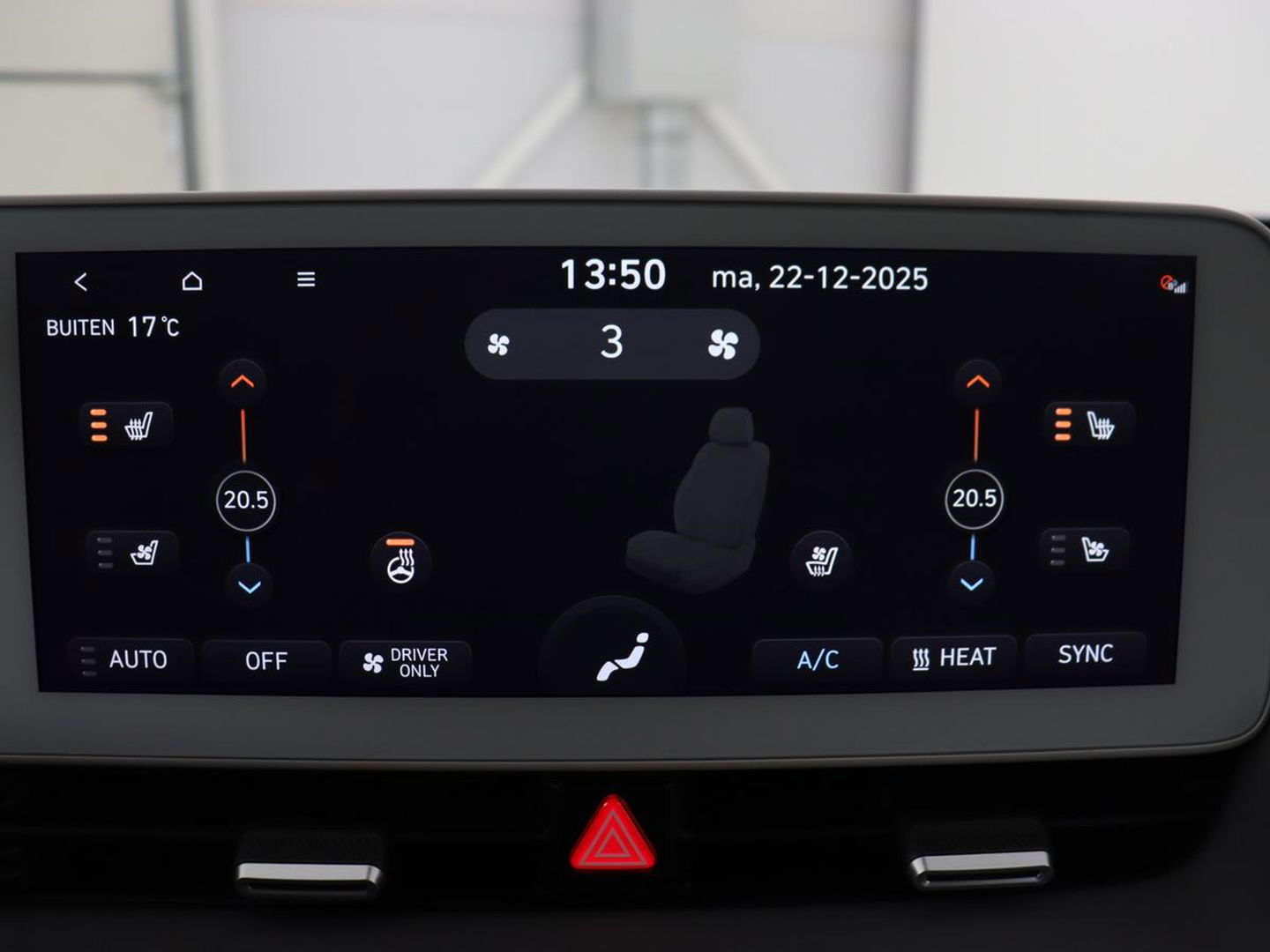 Hyundai IONIQ 5 Lounge 73kWh | Leder | Head-Up | Warmtepomp | 360 Camera | Stoel & Stuurverwarming | Carplay