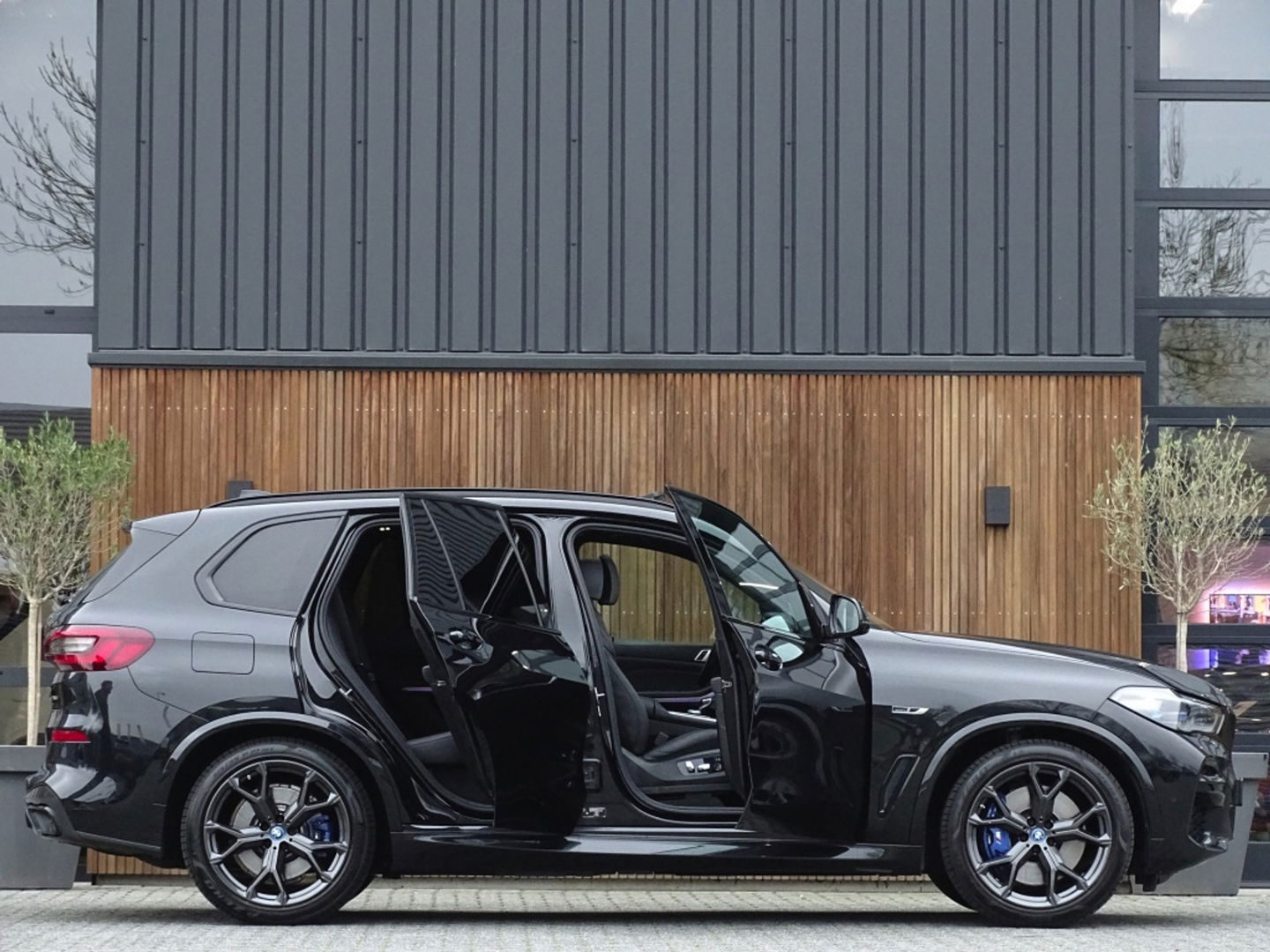 BMW X5 45e 394PK X-drive / M-Sport Pro / Individual / B&W / 360°