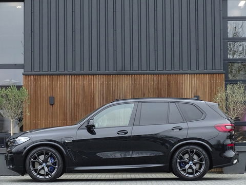 BMW X5 45e 394PK X-drive / M-Sport Pro / Individual / B&W / 360°