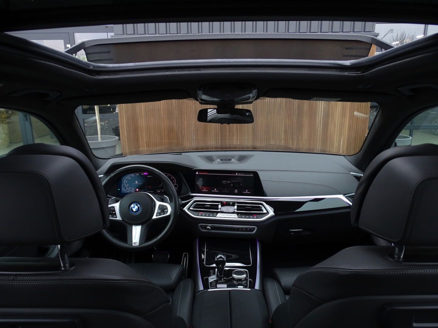 BMW X5 45e 394PK X-drive / M-Sport Pro / Individual / B&W / 360°