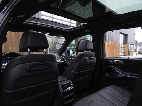 BMW X5 45e 394PK X-drive / M-Sport Pro / Individual / B&W / 360°