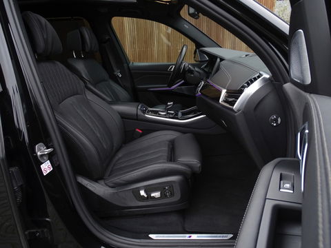 BMW X5 45e 394PK X-drive / M-Sport Pro / Individual / B&W / 360°