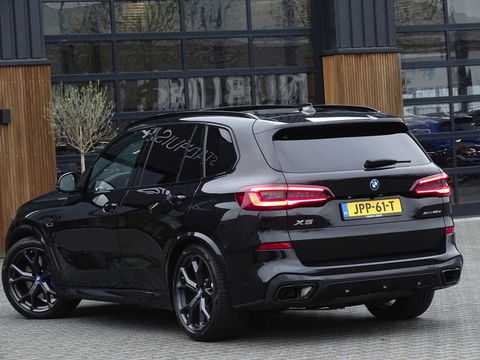 BMW X5 45e 394PK X-drive / M-Sport Pro / Individual / B&W / 360°