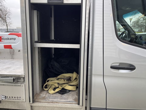 Mercedes-Benz Sprinter 311 2.2 CDI L2 EURO VI-D / vaste prijs rijklaar € 27.950 ex btw / 27.924 km NAP / originele Nederlandse bus / zilver metallic / airco / cruise / trekhaak / Karhof opbouw