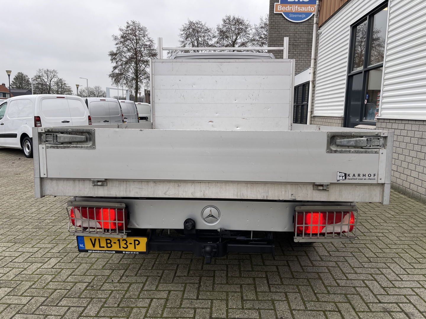 Mercedes-Benz Sprinter 311 2.2 CDI L2 EURO VI-D / vaste prijs rijklaar € 27.950 ex btw / 27.924 km NAP / originele Nederlandse bus / zilver metallic / airco / cruise / trekhaak / Karhof opbouw