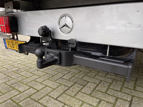 Mercedes-Benz Sprinter 311 2.2 CDI L2 EURO VI-D / vaste prijs rijklaar € 27.950 ex btw / 27.924 km NAP / originele Nederlandse bus / zilver metallic / airco / cruise / trekhaak / Karhof opbouw