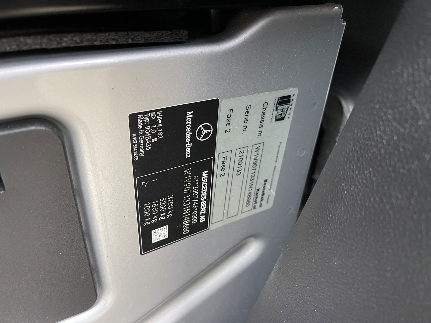 Mercedes-Benz Sprinter 311 2.2 CDI L2 EURO VI-D / vaste prijs rijklaar € 27.950 ex btw / 27.924 km NAP / originele Nederlandse bus / zilver metallic / airco / cruise / trekhaak / Karhof opbouw