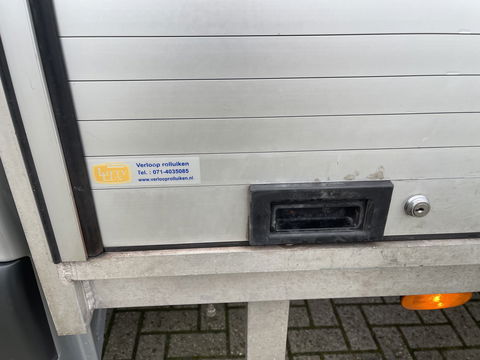 Mercedes-Benz Sprinter 311 2.2 CDI L2 EURO VI-D / vaste prijs rijklaar € 27.950 ex btw / 27.924 km NAP / originele Nederlandse bus / zilver metallic / airco / cruise / trekhaak / Karhof opbouw