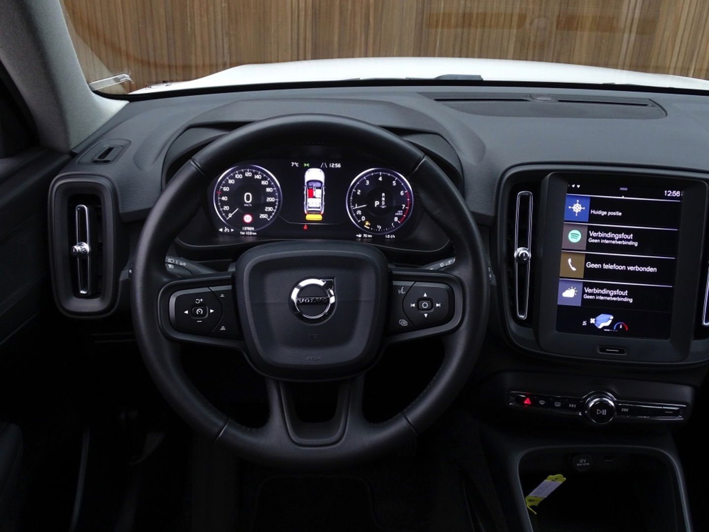 Volvo XC40 T4 191PK automaat / luxe pakket / LED / *NAP*