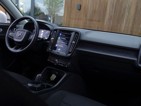 Volvo XC40 T4 191PK automaat / luxe pakket / LED / *NAP*