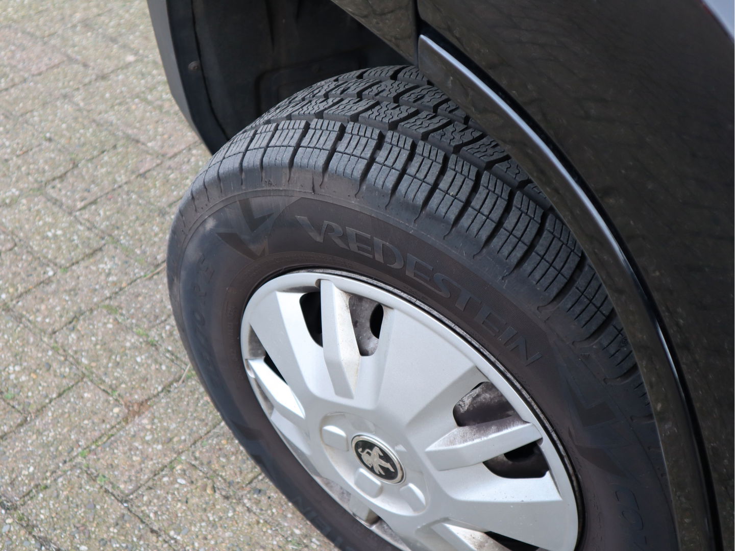 Peugeot Boxer 2.0 BlueHDI 131pk Euro 6 L2H2 - Cruise - Navi - Trekhaak 2,5t KG