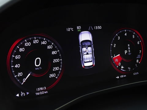 Volvo XC40 T4 191PK automaat / luxe pakket / LED / *NAP*