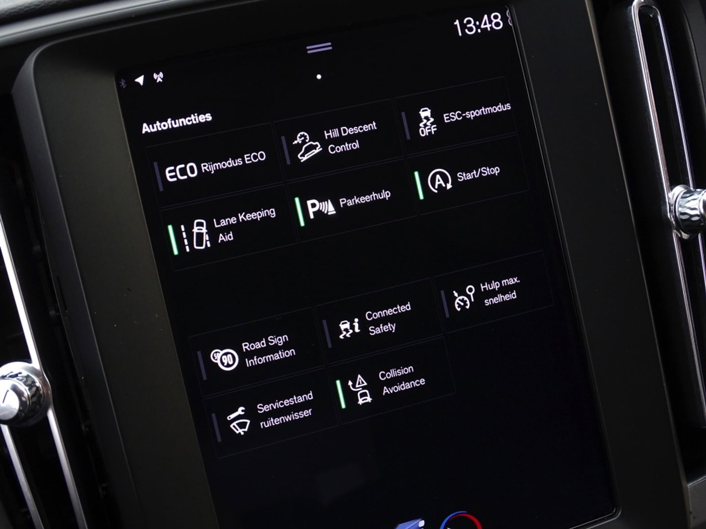 Volvo XC40 T4 191PK automaat / luxe pakket / LED / *NAP*