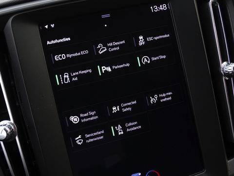 Volvo XC40 T4 191PK automaat / luxe pakket / LED / *NAP*