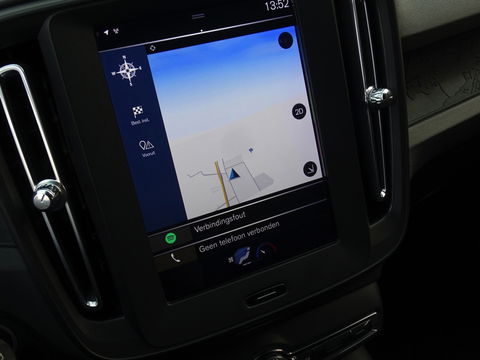 Volvo XC40 T4 191PK automaat / luxe pakket / LED / *NAP*