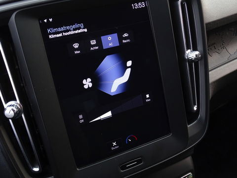 Volvo XC40 T4 191PK automaat / luxe pakket / LED / *NAP*