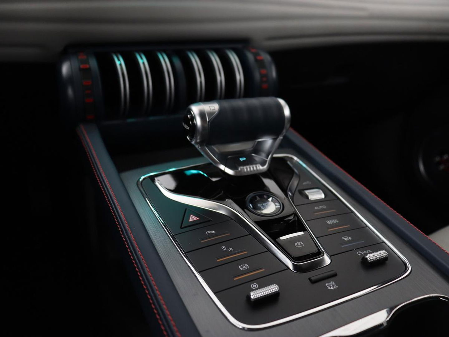 BYD ATTO 3 Comfort 60 kWh | Panoramadak | Warmtepomp | Leder | Stoelverwarming | 360 Camera | Carplay | Adaptive cruise