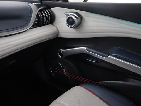 BYD ATTO 3 Comfort 60 kWh | Panoramadak | Warmtepomp | Leder | Stoelverwarming | 360 Camera | Carplay | Adaptive cruise