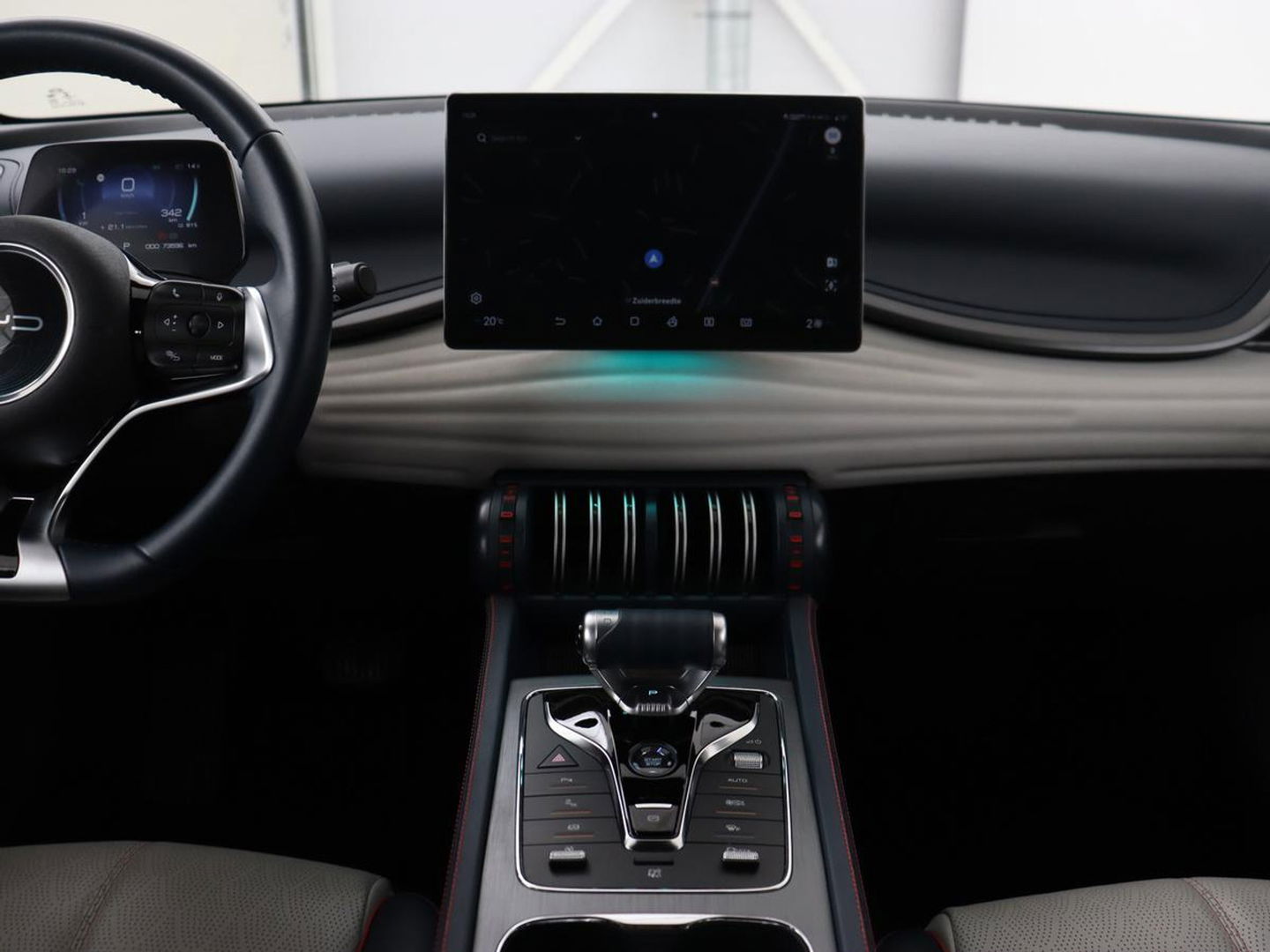 BYD ATTO 3 Comfort 60 kWh | Panoramadak | Warmtepomp | Leder | Stoelverwarming | 360 Camera | Carplay | Adaptive cruise