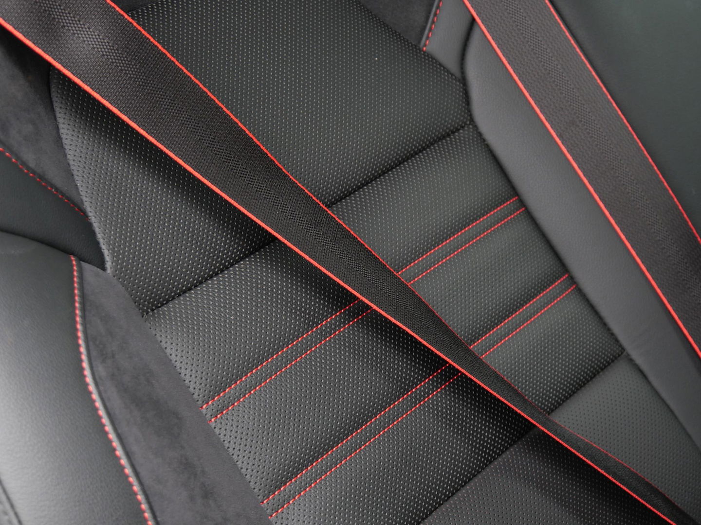 Renault Arkana 1.6 HYBRID R.S. LINE/ LEER/ BOSE/ PACK LOOK/ TREKHAAK