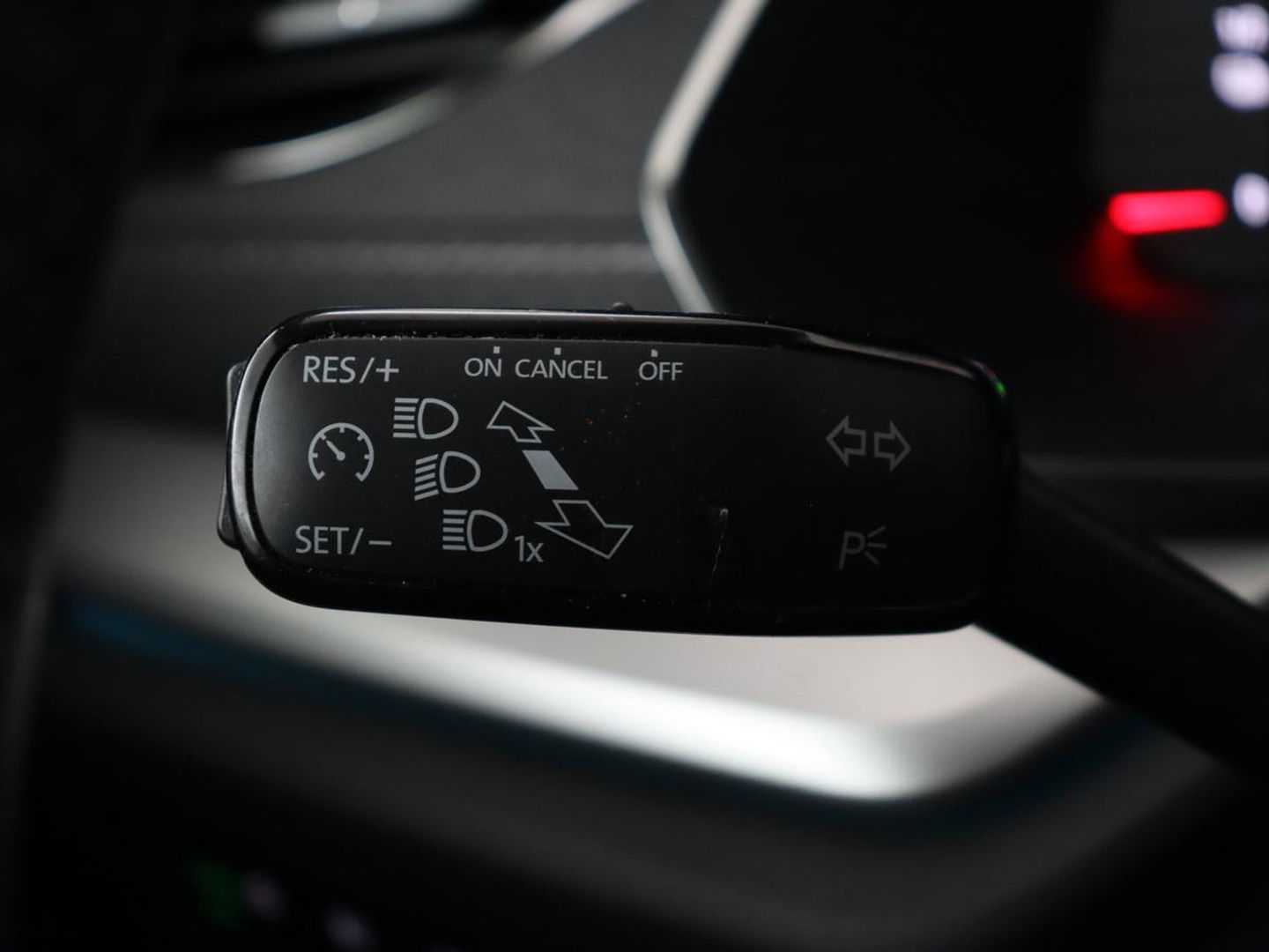 Škoda Octavia Combi 1.4 TSI iV PHEV Business Edition | Stoel & stuurverwarming | Camera | Carplay | Memory | Navigatie | Full LED