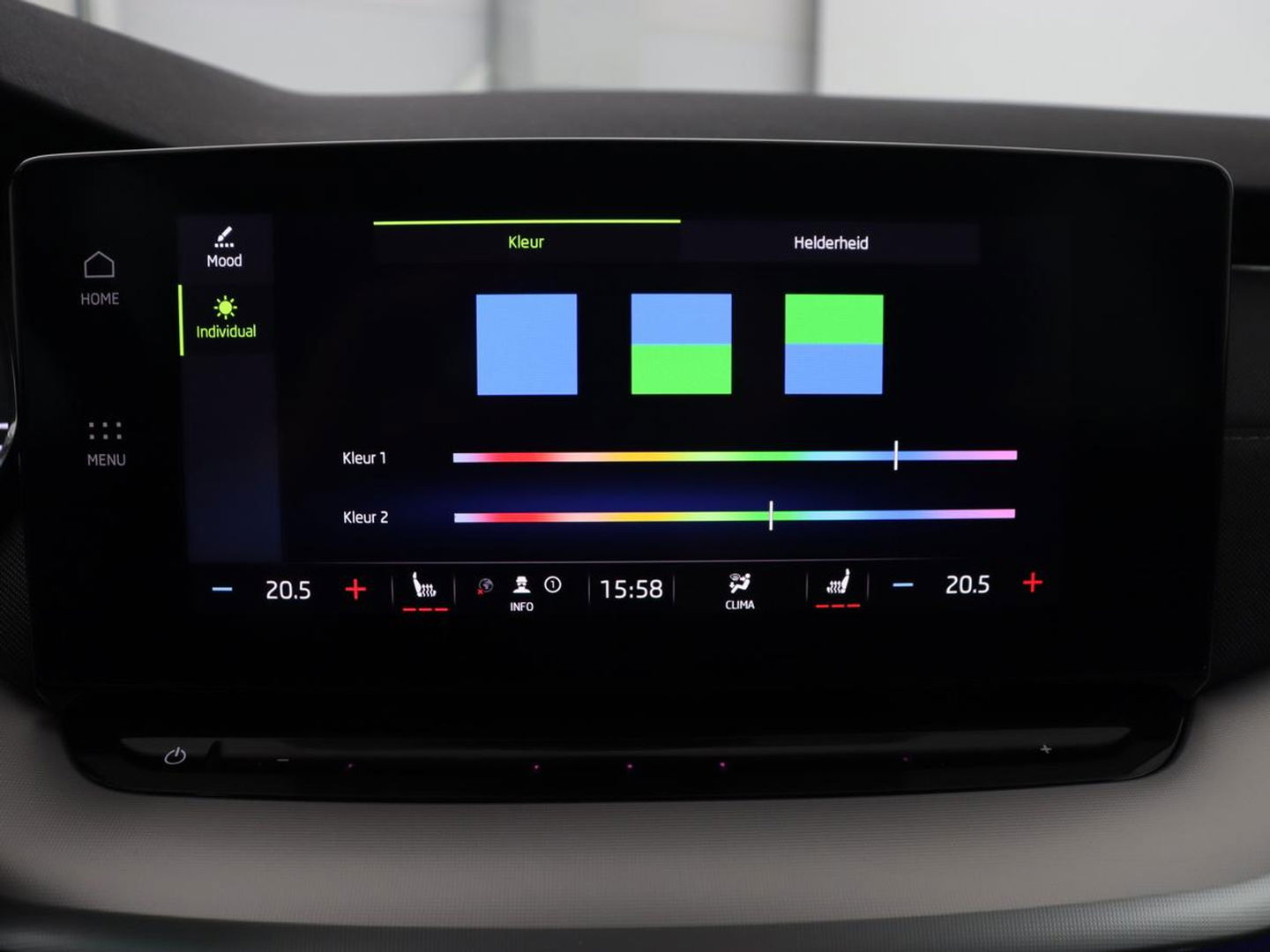 Škoda Octavia Combi 1.4 TSI iV PHEV Business Edition | Stoel & stuurverwarming | Camera | Carplay | Memory | Navigatie | Full LED