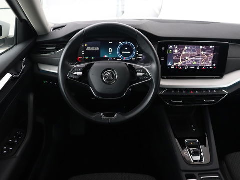 Škoda Octavia Combi 1.4 TSI iV PHEV Business Edition | Stoel & stuurverwarming | Camera | Carplay | Memory | Navigatie | Full LED