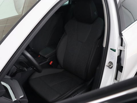 Škoda Octavia Combi 1.4 TSI iV PHEV Business Edition | Stoel & stuurverwarming | Camera | Carplay | Memory | Navigatie | Full LED