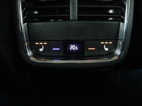 Škoda Octavia Combi 1.4 TSI iV PHEV Business Edition | Stoel & stuurverwarming | Camera | Carplay | Memory | Navigatie | Full LED