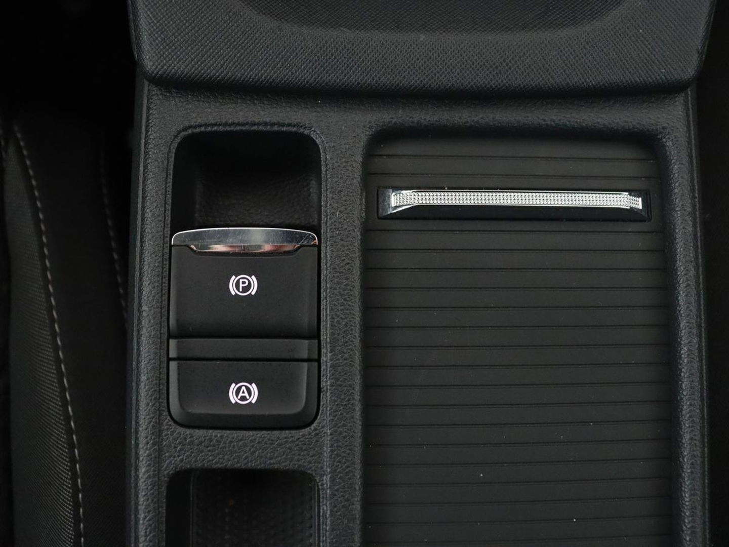 Škoda Octavia Combi 1.4 TSI iV PHEV Business Edition | Stoel & stuurverwarming | Camera | Carplay | Memory | Navigatie | Full LED