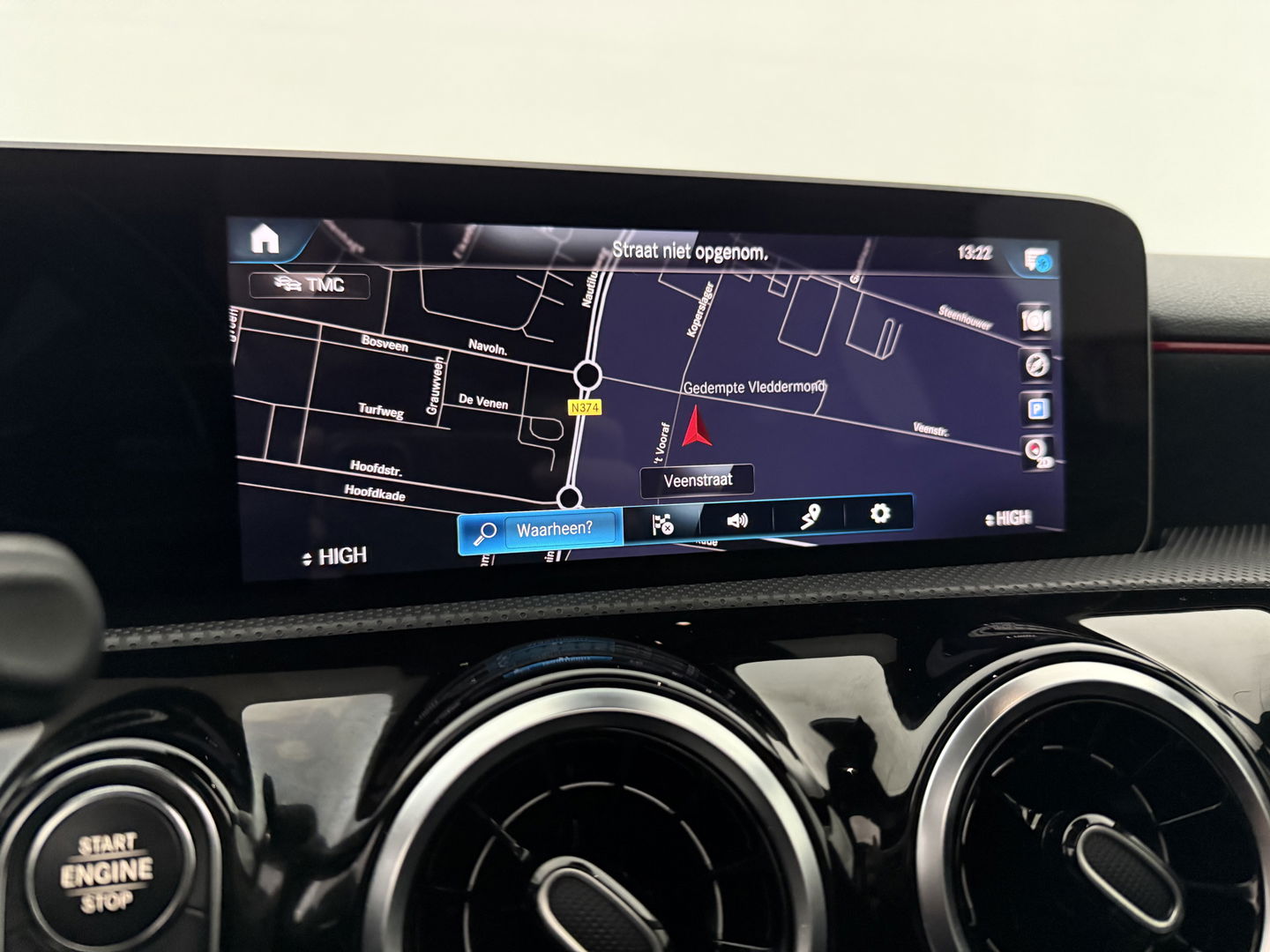 Mercedes-Benz A-Klasse 180 AMG | Pano | Virtual | Clima | Cruise | Camera | Stoelverw. | Navi | NAP