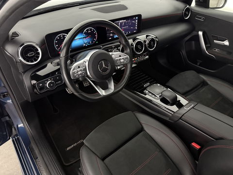 Mercedes-Benz A-Klasse 180 AMG | Pano | Virtual | Clima | Cruise | Camera | Stoelverw. | Navi | NAP