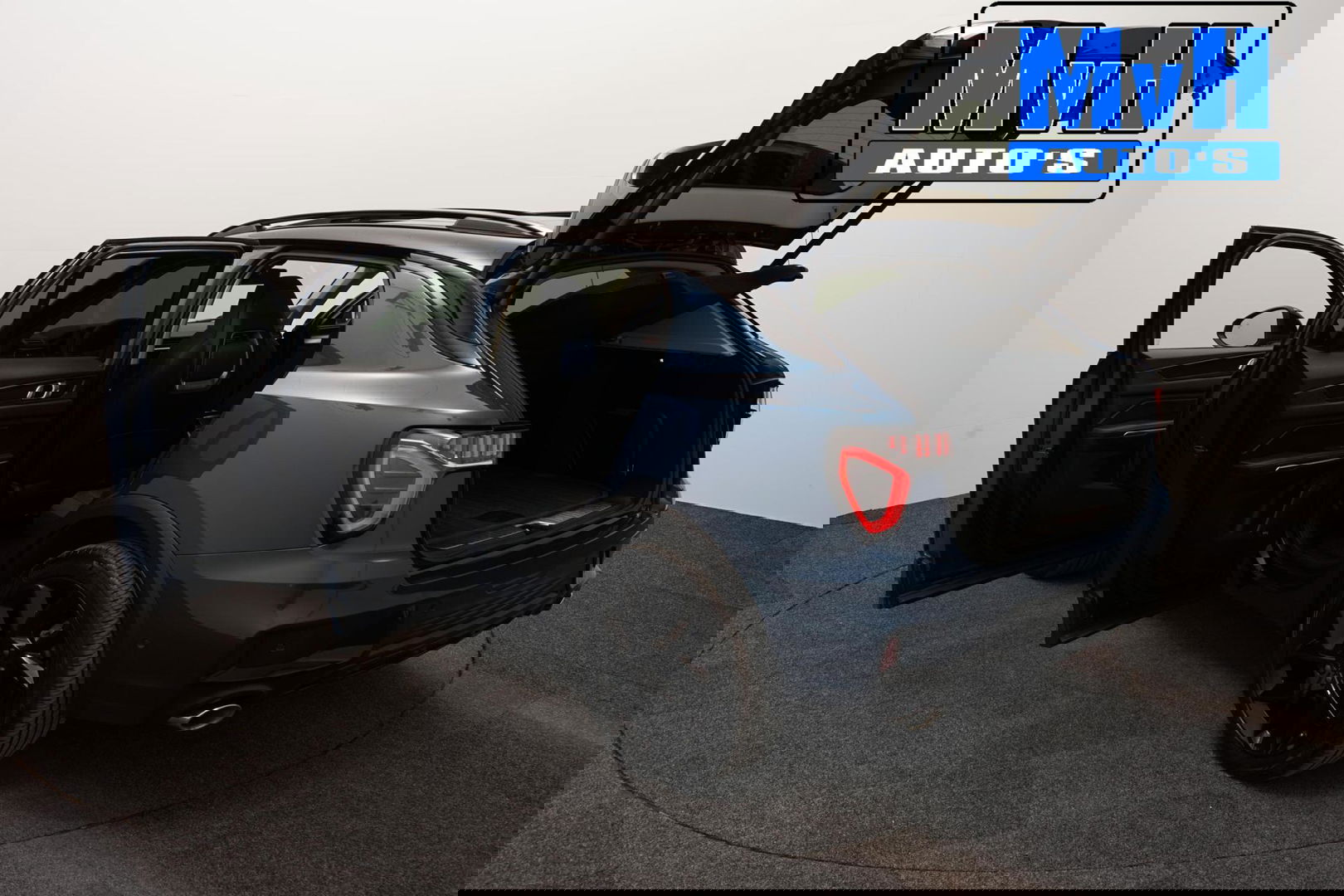 Lynk & Co 01 1.5 Hybride|FULL BLACK XL|ZWARTE.HEMEL|NAP|PANO