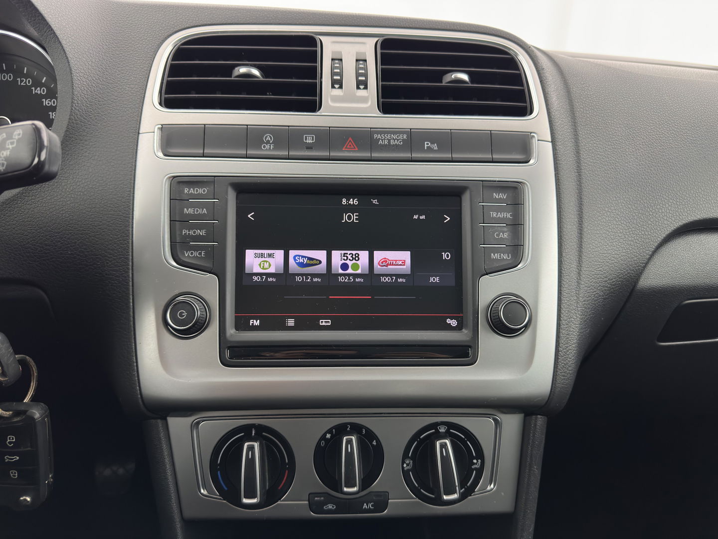 Volkswagen Polo 1.4 TDI Business Edition *NAVI-FULLMAP | AIRCO | CRUISE | PDC | CARPLAY | COMFORT-SEATS |  PRIVACY-GLASS  | 15''ALU*