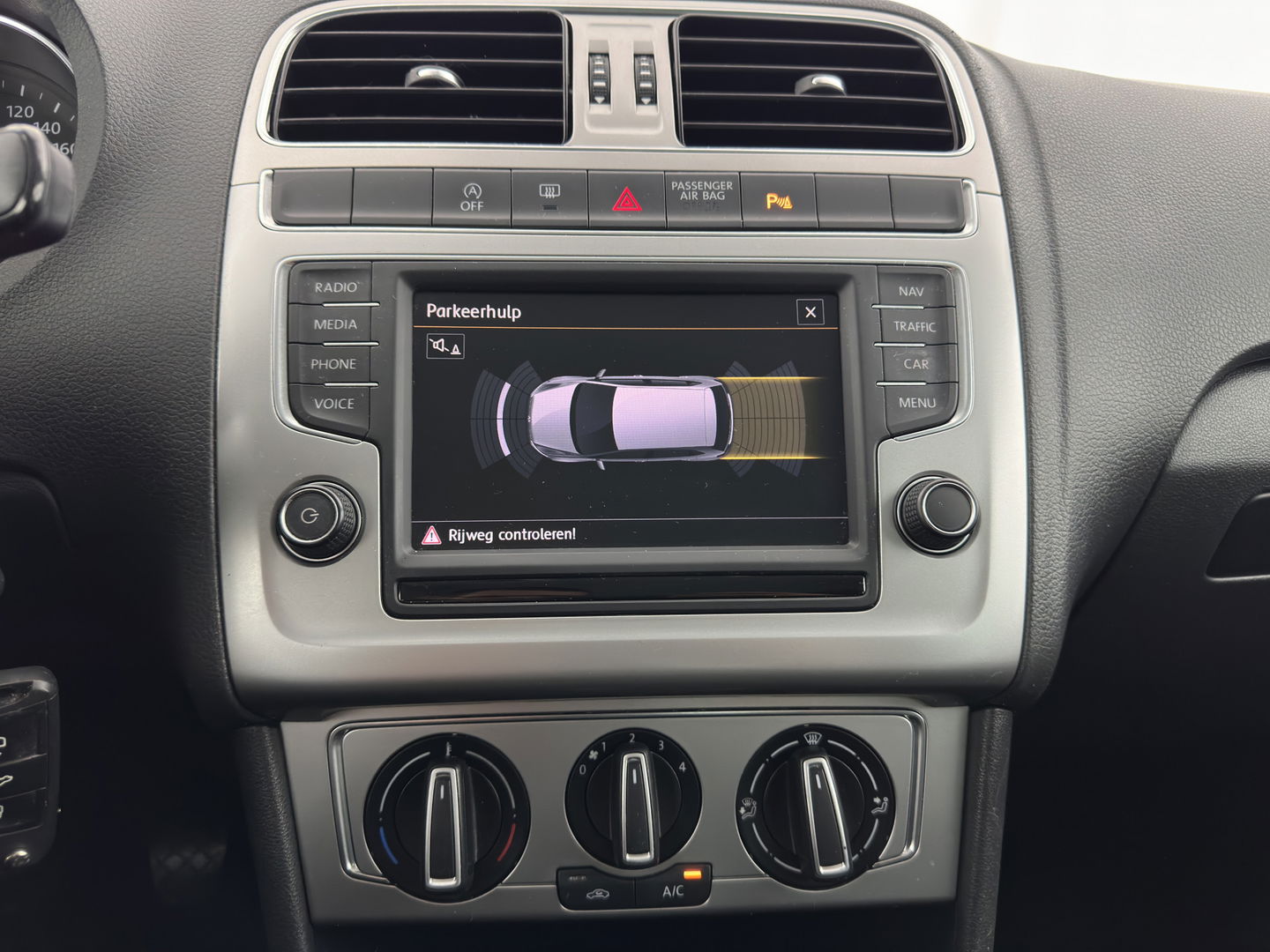 Volkswagen Polo 1.4 TDI Business Edition *NAVI-FULLMAP | AIRCO | CRUISE | PDC | CARPLAY | COMFORT-SEATS |  PRIVACY-GLASS  | 15''ALU*